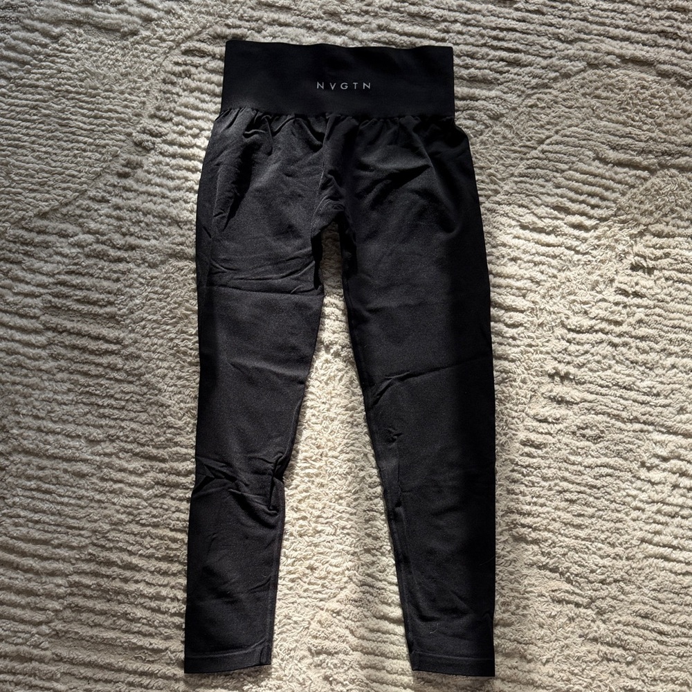NVGTN Black Solid Seamless Leggings
